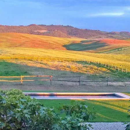 Ξενοδοχείο In Tuscany Contignano