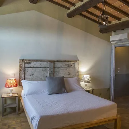In Tuscany 4* Contignano