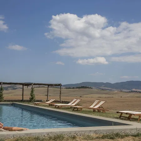 Hotel In Tuscany